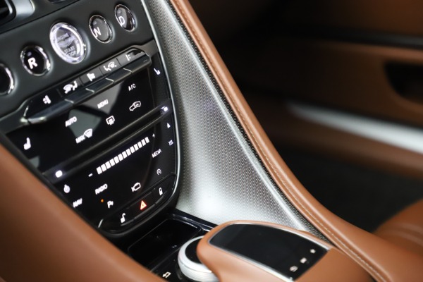 Used 2017 Aston Martin DB11 V12 Coupe for sale $134,900 at Bentley Greenwich in Greenwich CT 06830 27