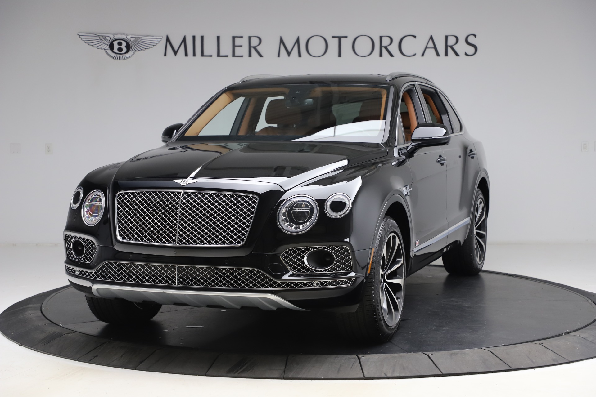 Used 2018 Bentley Bentayga Onyx Edition for sale Sold at Bentley Greenwich in Greenwich CT 06830 1