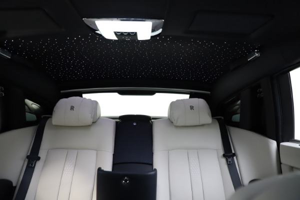 Used 2016 Rolls-Royce Phantom EWB for sale Sold at Bentley Greenwich in Greenwich CT 06830 18