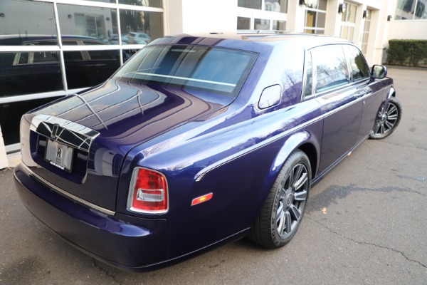 Used 2016 Rolls-Royce Phantom EWB for sale Sold at Bentley Greenwich in Greenwich CT 06830 7