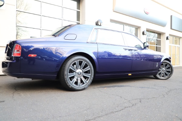 Used 2016 Rolls-Royce Phantom EWB for sale Sold at Bentley Greenwich in Greenwich CT 06830 8