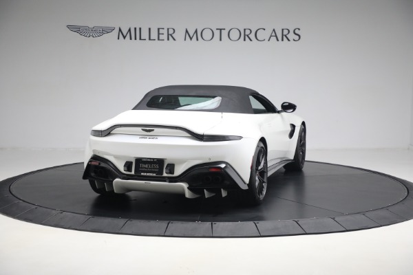 Used 2021 Aston Martin Vantage Roadster for sale Sold at Bentley Greenwich in Greenwich CT 06830 17
