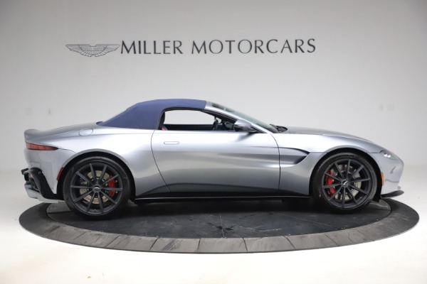 Used 2021 Aston Martin Vantage Roadster for sale $139,900 at Bentley Greenwich in Greenwich CT 06830 17