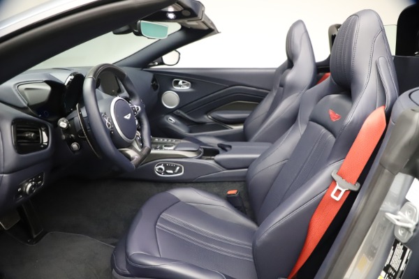 Used 2021 Aston Martin Vantage Roadster for sale $139,900 at Bentley Greenwich in Greenwich CT 06830 22