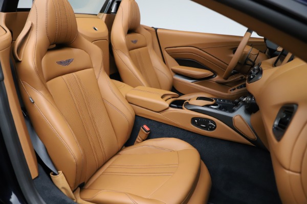 New 2021 Aston Martin Vantage Roadster for sale Sold at Bentley Greenwich in Greenwich CT 06830 21