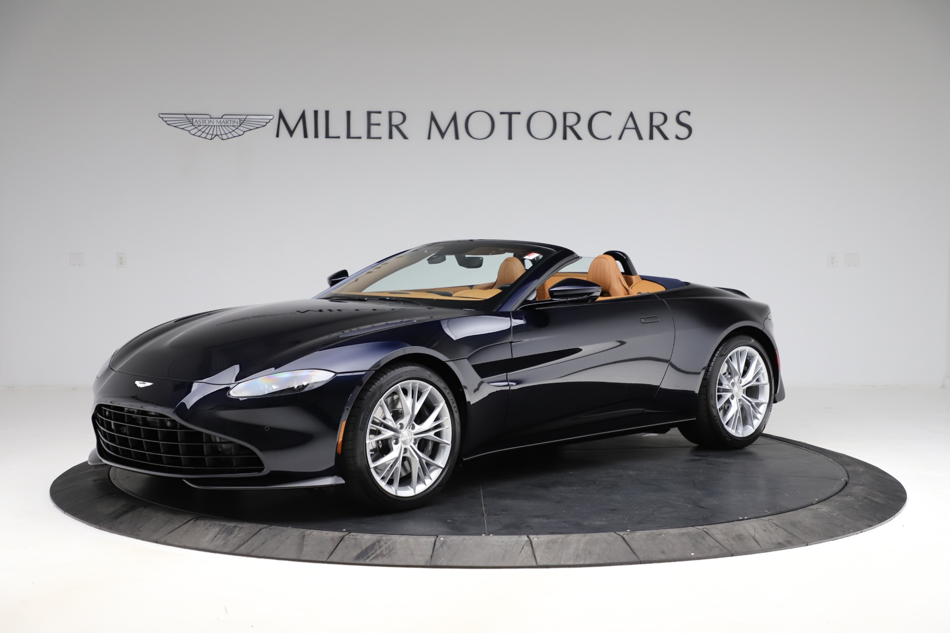 New 2021 Aston Martin Vantage Roadster for sale Sold at Bentley Greenwich in Greenwich CT 06830 1