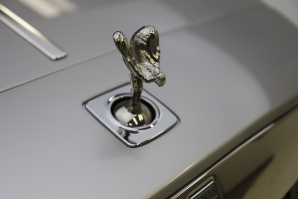 Used 2014 Rolls-Royce Wraith for sale Sold at Bentley Greenwich in Greenwich CT 06830 28