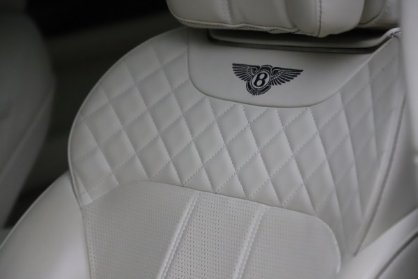 Used 2018 Bentley Bentayga W12 Signature for sale Sold at Bentley Greenwich in Greenwich CT 06830 21