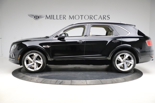 Used 2018 Bentley Bentayga W12 Signature for sale Sold at Bentley Greenwich in Greenwich CT 06830 3