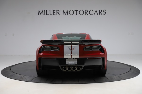 Used 2015 Chevrolet Corvette Z06 for sale Sold at Bentley Greenwich in Greenwich CT 06830 6