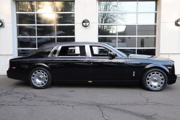 Used 2015 Rolls-Royce Phantom EWB for sale Sold at Bentley Greenwich in Greenwich CT 06830 4