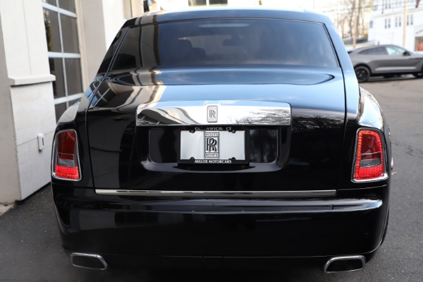 Used 2015 Rolls-Royce Phantom EWB for sale Sold at Bentley Greenwich in Greenwich CT 06830 6