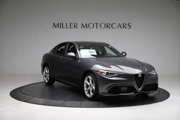 New 2021 Alfa Romeo Giulia Ti Sport Q4 for sale Sold at Bentley Greenwich in Greenwich CT 06830 11