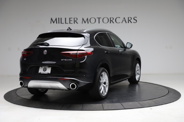 New 2021 Alfa Romeo Stelvio Ti Lusso Q4 for sale Sold at Bentley Greenwich in Greenwich CT 06830 7