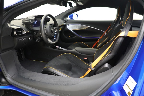 New 2023 McLaren Artura for sale $277,250 at Bentley Greenwich in Greenwich CT 06830 21
