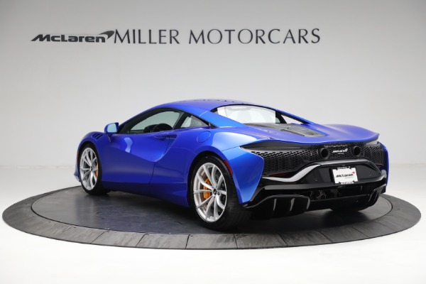 New 2023 McLaren Artura for sale Sold at Bentley Greenwich in Greenwich CT 06830 4