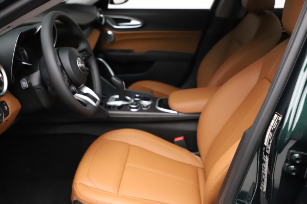 New 2021 Alfa Romeo Giulia Ti Q4 for sale Sold at Bentley Greenwich in Greenwich CT 06830 17