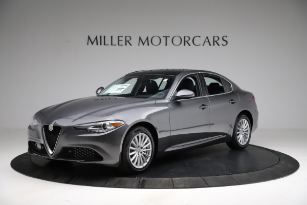 New 2021 Alfa Romeo Giulia Q4 for sale Sold at Bentley Greenwich in Greenwich CT 06830 2