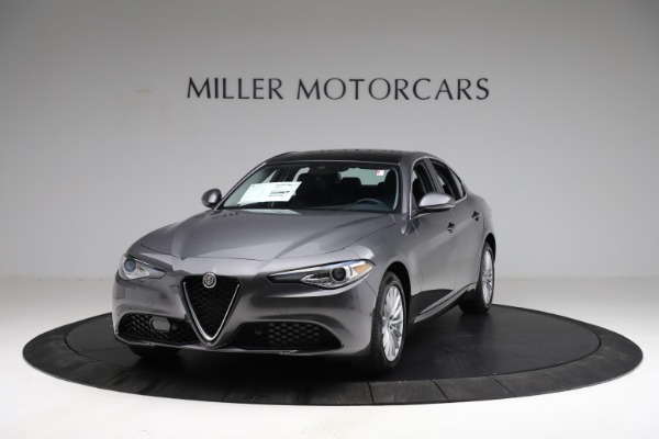 New 2021 Alfa Romeo Giulia Q4 for sale Sold at Bentley Greenwich in Greenwich CT 06830 1