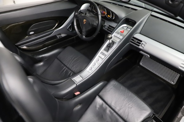 Used 2005 Porsche Carrera GT for sale Sold at Bentley Greenwich in Greenwich CT 06830 25