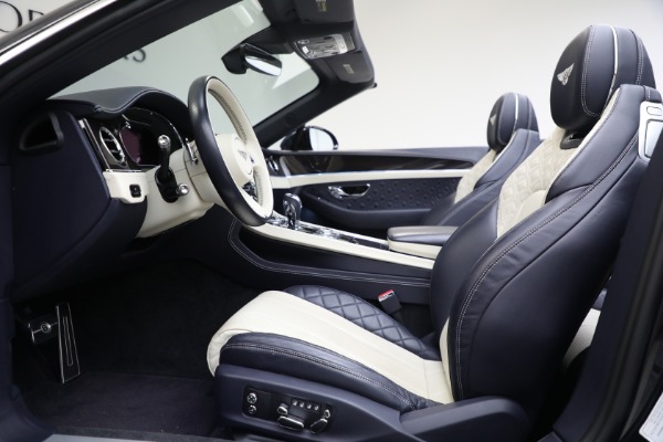 Used 2021 Bentley Continental GTC W12 for sale Sold at Bentley Greenwich in Greenwich CT 06830 25