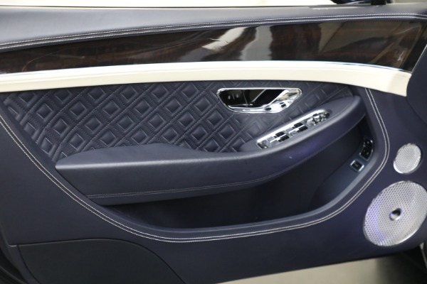 Used 2021 Bentley Continental GTC W12 for sale Sold at Bentley Greenwich in Greenwich CT 06830 27