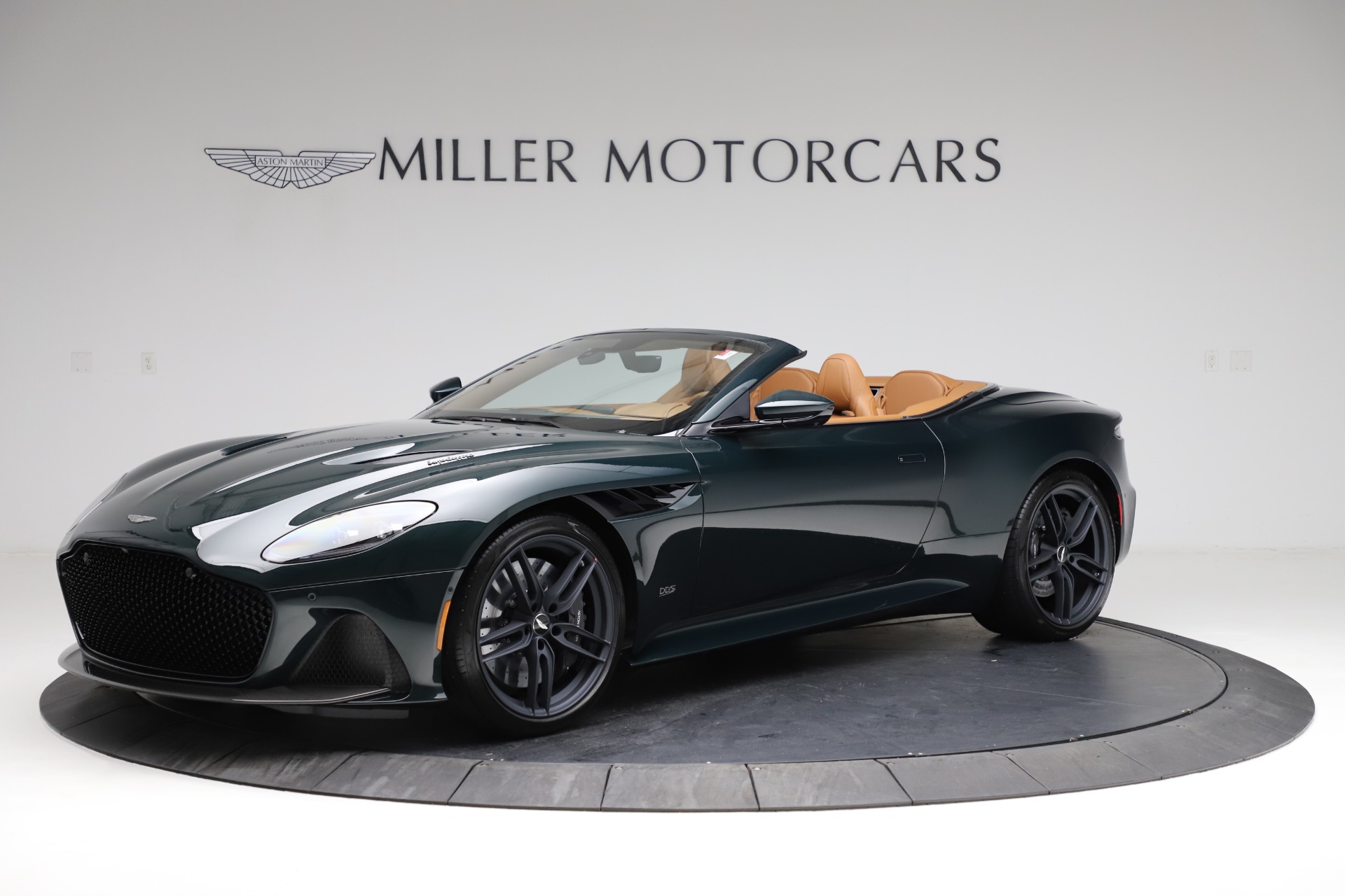 New 2021 Aston Martin DBS Superleggera Volante for sale $392,916 at Bentley Greenwich in Greenwich CT 06830 1