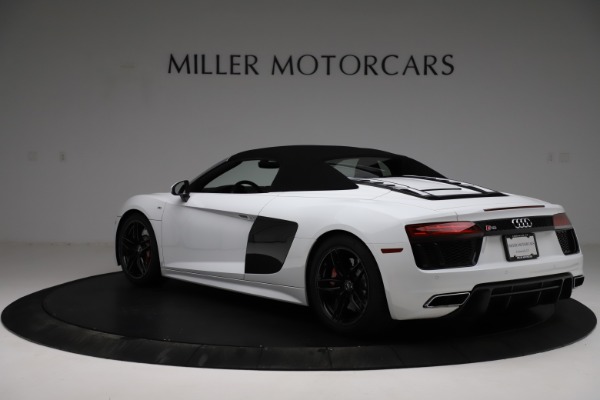 Used 2018 Audi R8 Spyder for sale Sold at Bentley Greenwich in Greenwich CT 06830 18