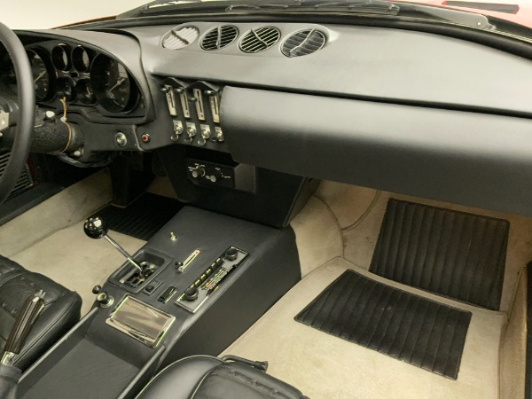 Used 1972 Ferrari 365 GTB/4 Daytona for sale Sold at Bentley Greenwich in Greenwich CT 06830 22