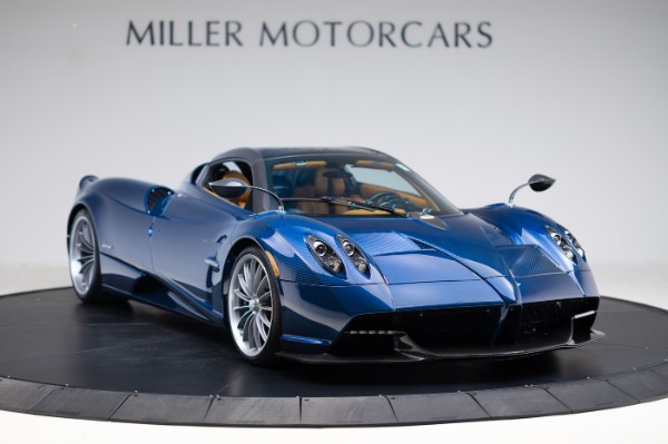Used 2017 Pagani Huayra Roadster for sale Call for price at Bentley Greenwich in Greenwich CT 06830 20