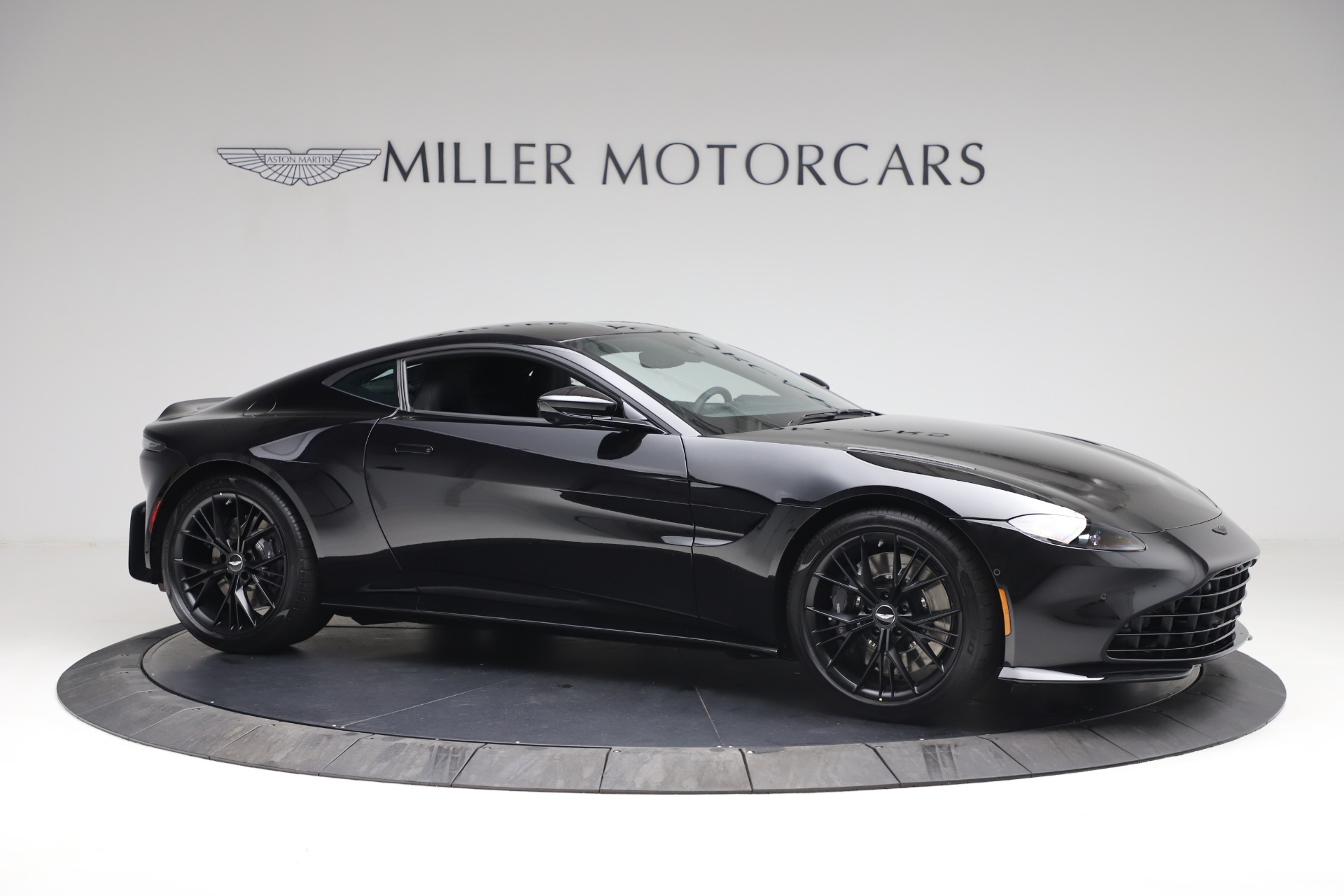 New 2021 Aston Martin Vantage For Sale (Special Pricing) | Bentley
