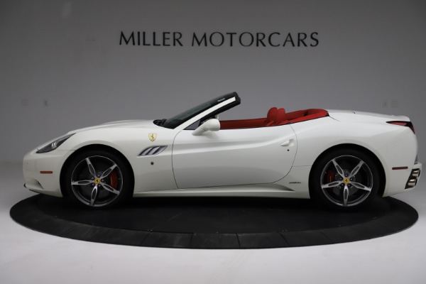 Used 2014 Ferrari California 30 for sale Sold at Bentley Greenwich in Greenwich CT 06830 3