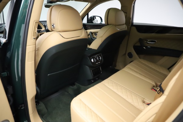 Used 2018 Bentley Bentayga W12 Signature Edition for sale Sold at Bentley Greenwich in Greenwich CT 06830 20