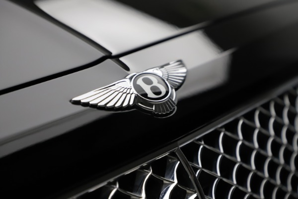 Used 2018 Bentley Bentayga W12 Signature for sale Sold at Bentley Greenwich in Greenwich CT 06830 15
