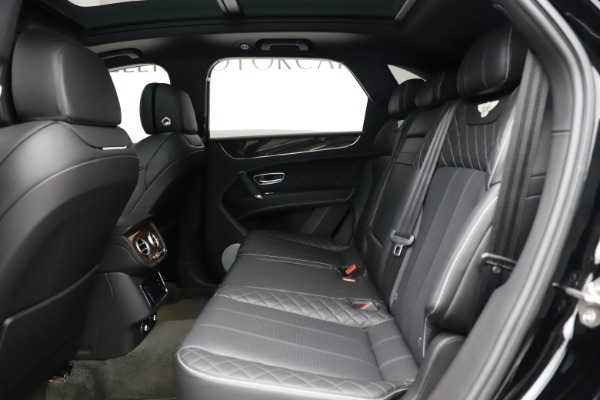Used 2018 Bentley Bentayga W12 Signature for sale Sold at Bentley Greenwich in Greenwich CT 06830 23