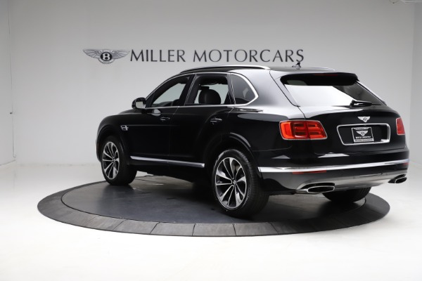 Used 2018 Bentley Bentayga W12 Signature for sale Sold at Bentley Greenwich in Greenwich CT 06830 6