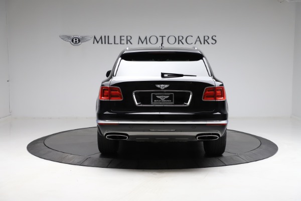 Used 2018 Bentley Bentayga W12 Signature for sale Sold at Bentley Greenwich in Greenwich CT 06830 7