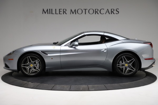 Used 2017 Ferrari California T for sale Sold at Bentley Greenwich in Greenwich CT 06830 15