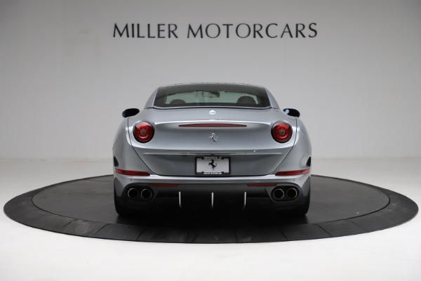 Used 2017 Ferrari California T for sale Sold at Bentley Greenwich in Greenwich CT 06830 18