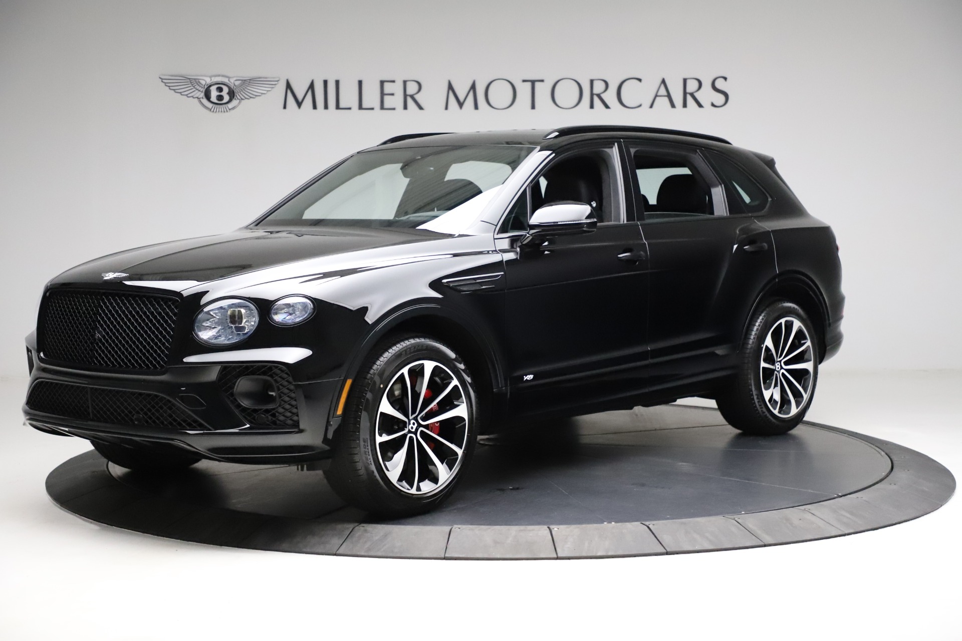 New 2021 Bentley Bentayga V8 for sale Sold at Bentley Greenwich in Greenwich CT 06830 1