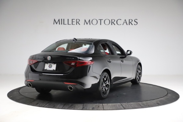 New 2021 Alfa Romeo Giulia Q4 for sale Sold at Bentley Greenwich in Greenwich CT 06830 7