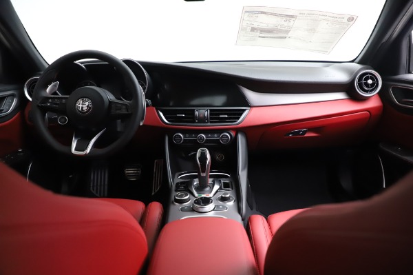 New 2021 Alfa Romeo Giulia Ti Sport for sale Sold at Bentley Greenwich in Greenwich CT 06830 15