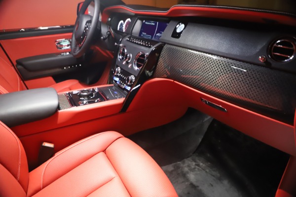 New 2021 Rolls-Royce Cullinan Black Badge for sale Sold at Bentley Greenwich in Greenwich CT 06830 25