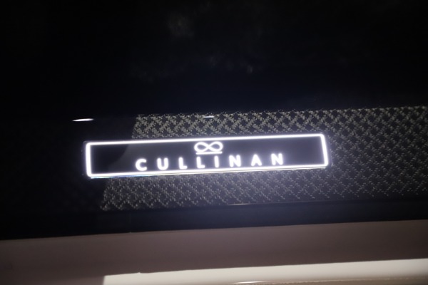 New 2021 Rolls-Royce Cullinan Black Badge for sale Sold at Bentley Greenwich in Greenwich CT 06830 28