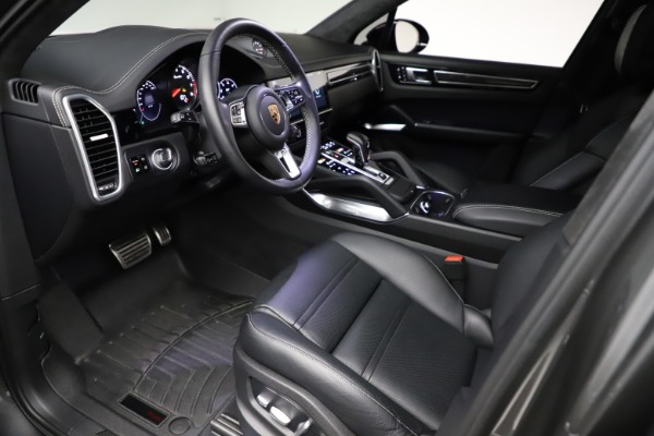 Used 2020 Porsche Cayenne Turbo for sale Sold at Bentley Greenwich in Greenwich CT 06830 18