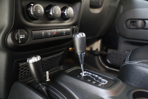 Used 2018 Jeep Wrangler JK Rubicon for sale Sold at Bentley Greenwich in Greenwich CT 06830 20