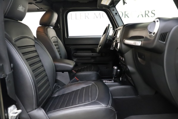 Used 2018 Jeep Wrangler JK Rubicon for sale Sold at Bentley Greenwich in Greenwich CT 06830 22