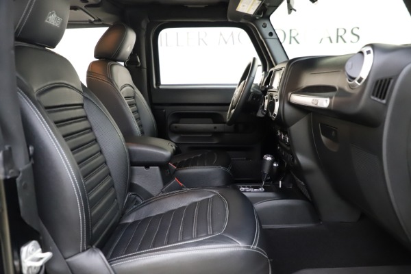 Used 2018 Jeep Wrangler JK Rubicon for sale Sold at Bentley Greenwich in Greenwich CT 06830 23