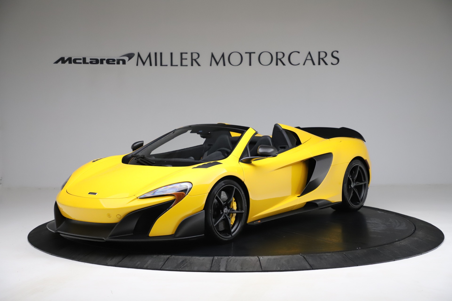 Used 2016 McLaren 675LT Spider for sale Sold at Bentley Greenwich in Greenwich CT 06830 1