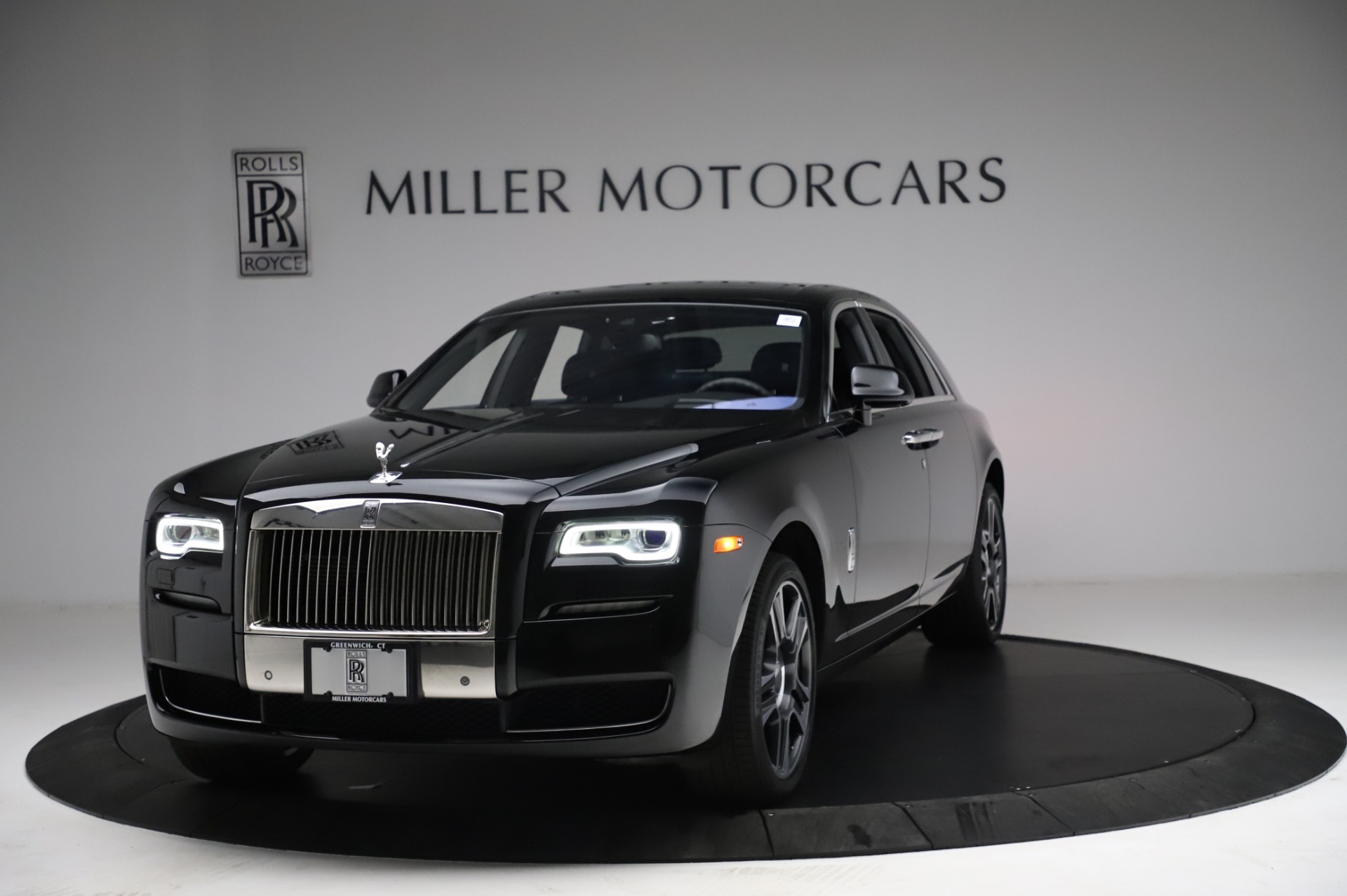 Used 2017 Rolls-Royce Ghost for sale Sold at Bentley Greenwich in Greenwich CT 06830 1